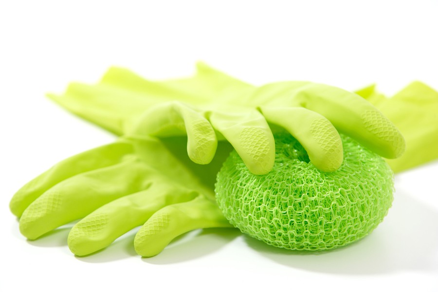 Cleaning kit, gloves and a sponge