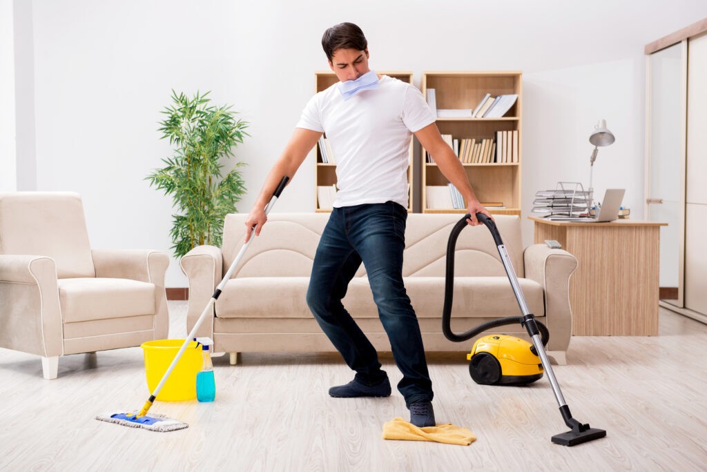 Express Cleaning if Your Parents or Friends are Coming Over Express home cleaning