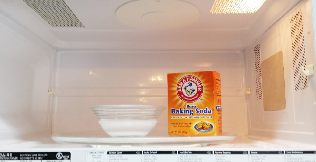 cleaning a microwave with baking soda