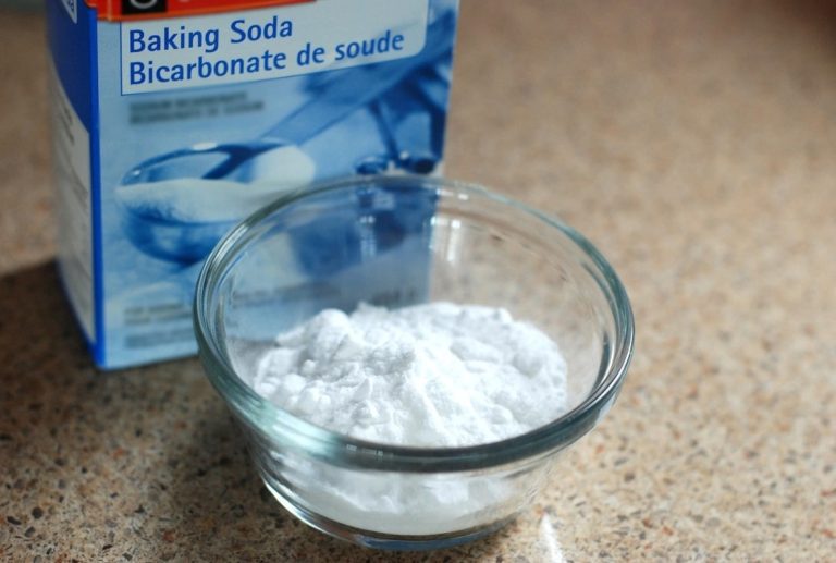 How to Clean Silver with Baking Soda White Glove Cleaner