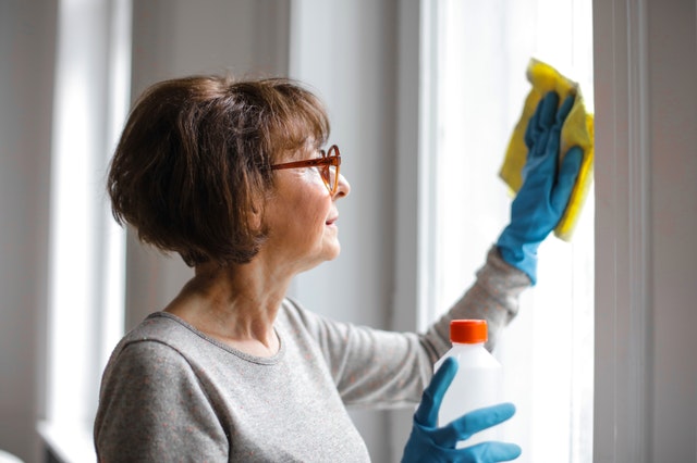 10 House Cleaning Tips for People with Allergies