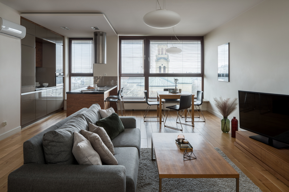 small nyc apartment with luxury decor